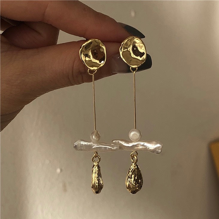 Natural Baroque Pearl Drop Earrings - Modingo Modingo